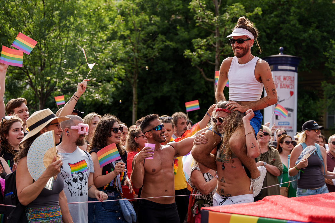 felvonulás Budapest Pride LMBTQ emberi jogok Múzeumok Éjszakája arab konyha