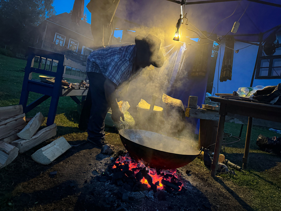 munka cigányság Taste of Transylvania Gábor Lali rézművesség