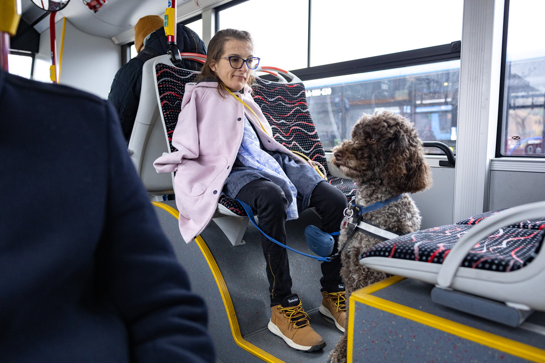 esélyegyenlőség fogyatékkal élők végtaghiány segítőkutya Ivicsics Borbála