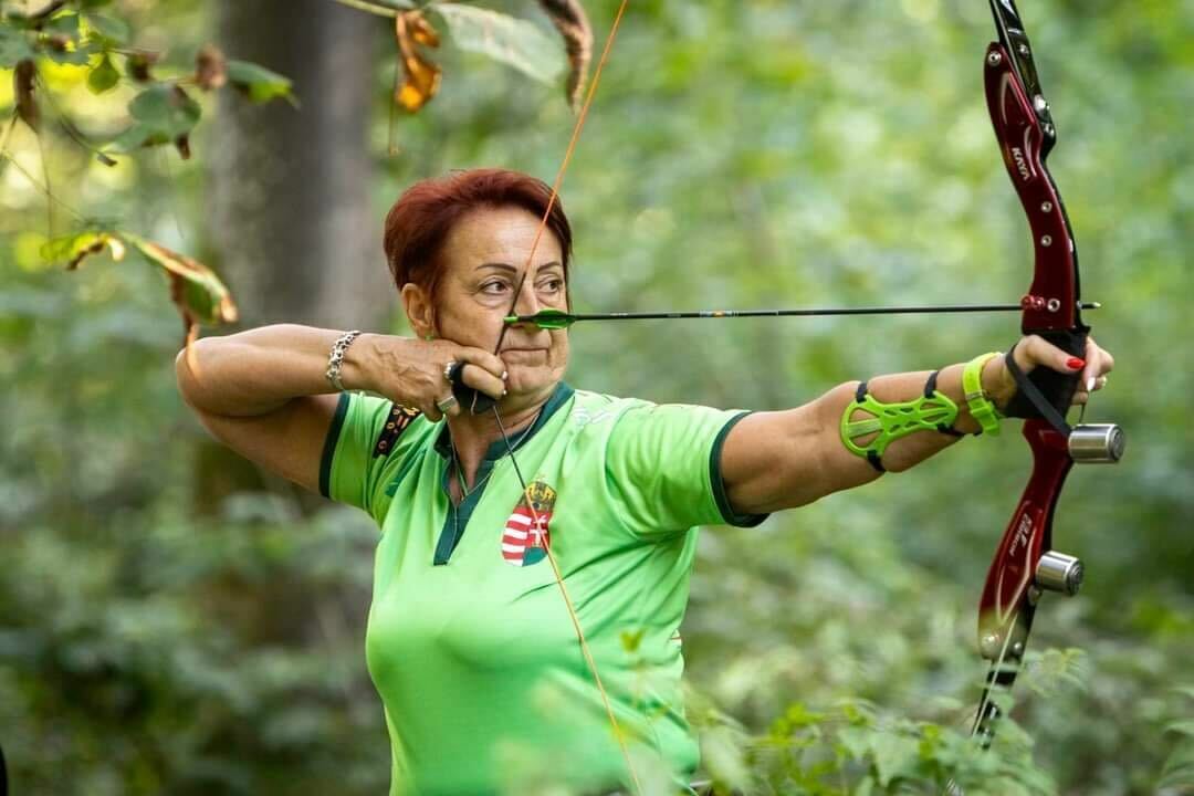 sport nagymama Őrség Európa-bajnokság világbajnok íjászat